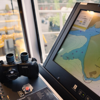 Navigasjon, kart, kikkert Navigasjon, kart, kikkert